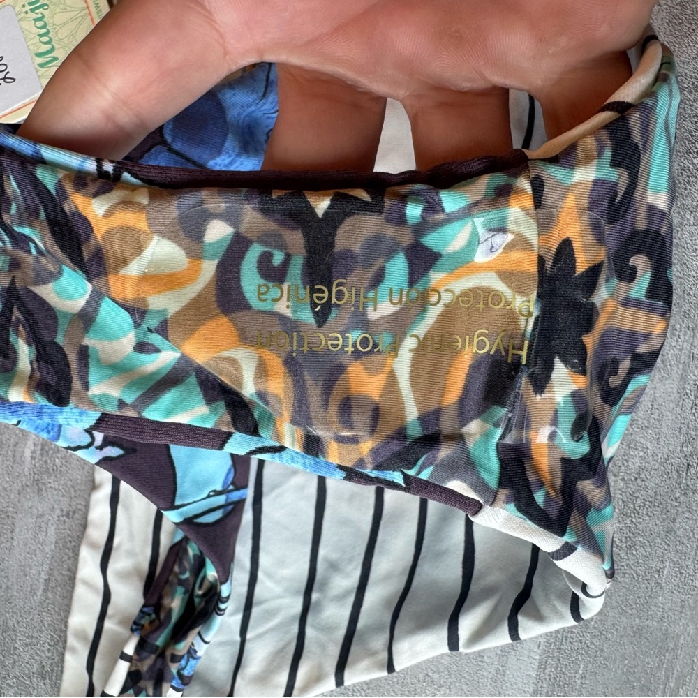 MAAJI SWIMWEAR Sierra Signature REVERSIBLE BIKINI BOTTOM (L) NWT $67 cheeky - Picture 3 of 10